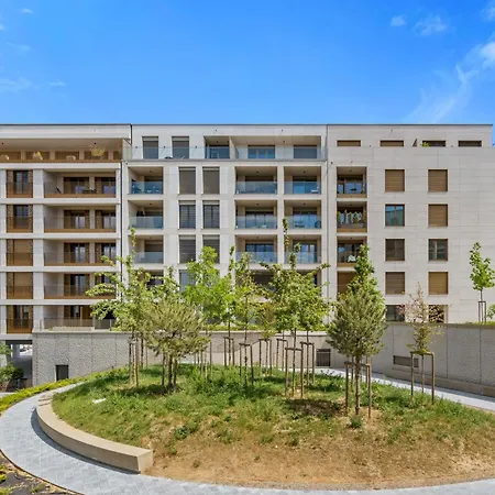 Charming Gasperich Near Cloche D'or Mall Appartement Luxemburg