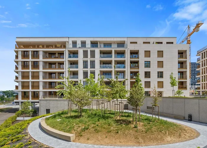 Charming Gasperich Near Cloche D'or Mall Apartamento Luxemburgo