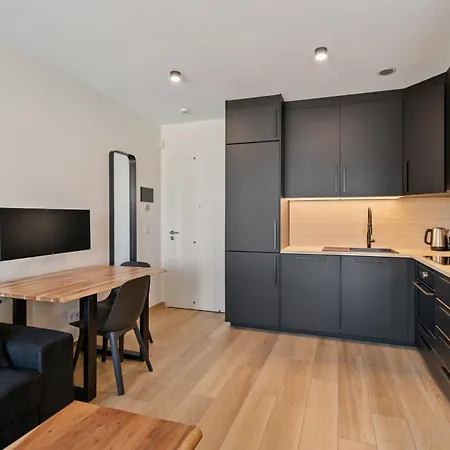 Charming Gasperich Near Cloche D'or Mall Apartment Luxemburg